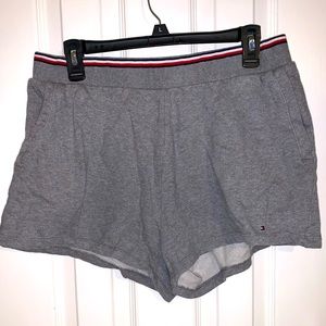 Tommy Hilfiger size XL shorts